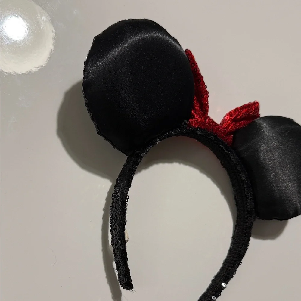 Disney Black Sequin Minnie Ears Headband with Red Sequin Bow